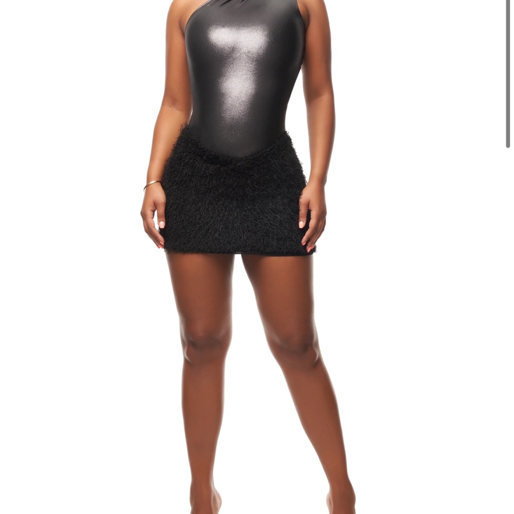 Black coucoo skirt